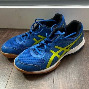 ASICS Gel Rocket 8 indoor court shoes. 10.5 US.